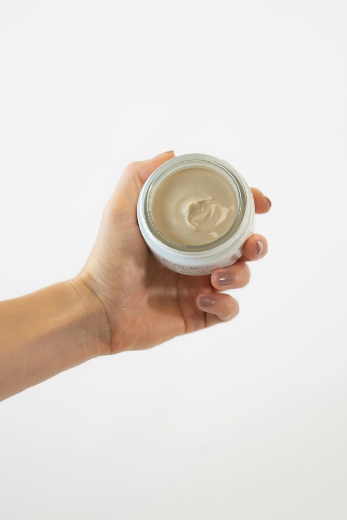 My Complete Face Care Routine for Oily Skin: Products That Actually Work in 2025
