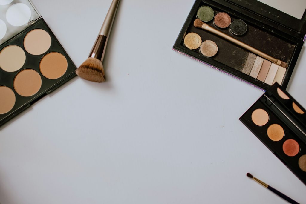 Best Makeup Brush Set 2025: Honest Review of 4 Brushes That Revolutionized My Makeup Routine